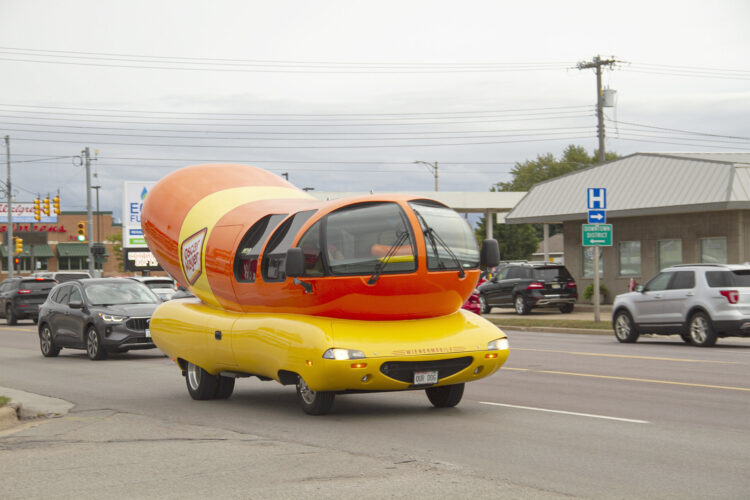 Wienermobile rolls through Escanaba
